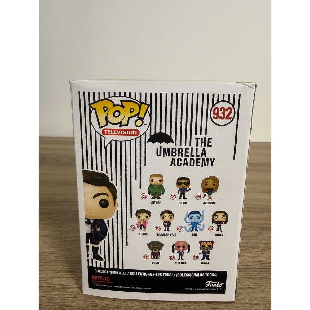 Funko Pop Television The Umbrella Academy Number Five 932 Chase Limited Edition - Picture 3 of 7